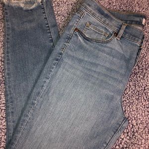 Light Washed Skinny Ankle Denim